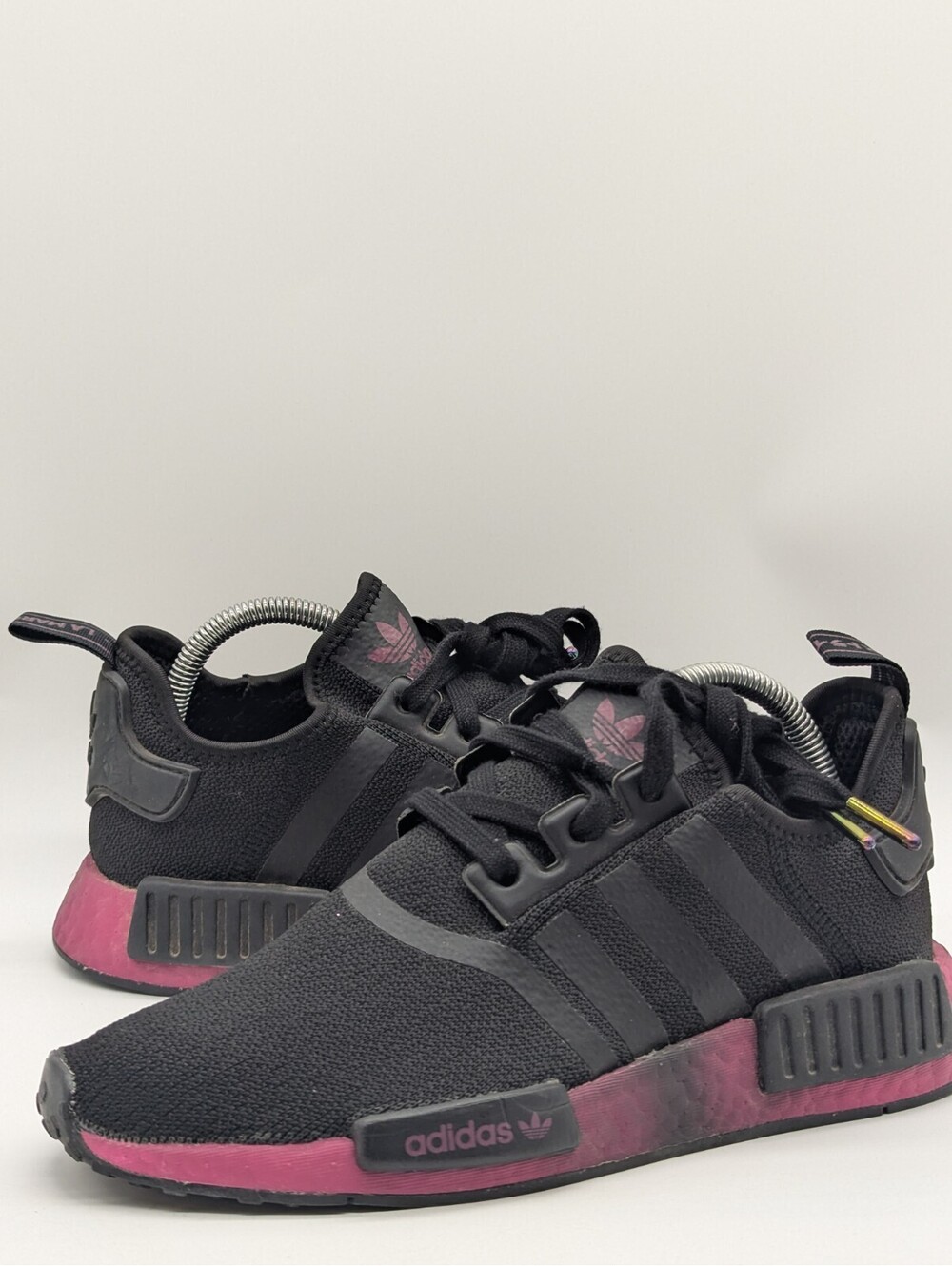 Adidas NMD_R1 Women's Size 8 / Kids 7Y Black Power Berry Purple Shoes FZ4543